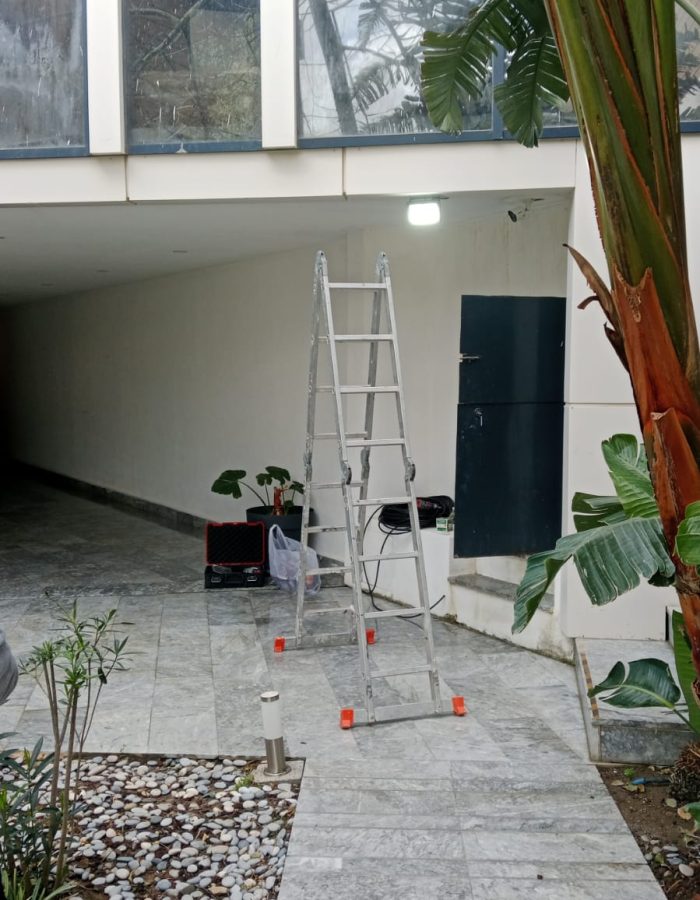 ⚡ 7/24 Ulaşılabilir Hizmet: Acil arızalarda gece-gündüz fark etmeksizin hızlı müdahale.